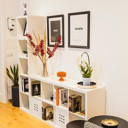 Dimora De Gasperi Apartment Bari Bagian luar foto