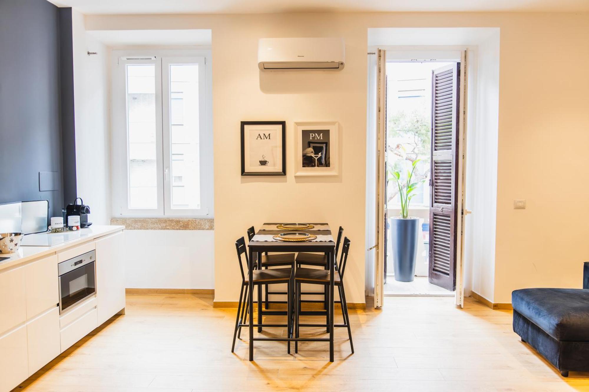Dimora De Gasperi Apartment Bari Bagian luar foto